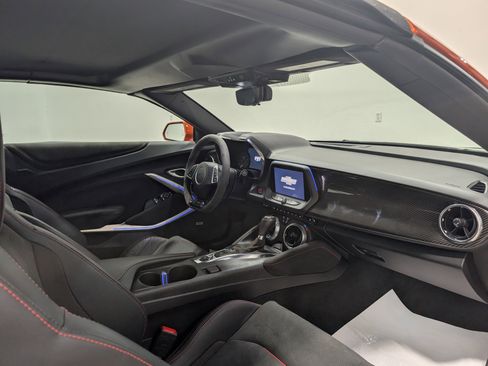 Used 2022 Chevrolet Camaro ZL1 image 21