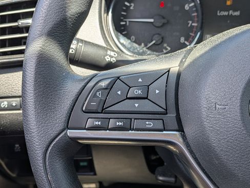 Used 2018 Nissan Rogue Sport S AWD/4WD image 23