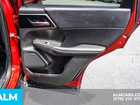 Used 2025 Mitsubishi Outlander SE FWD image 58