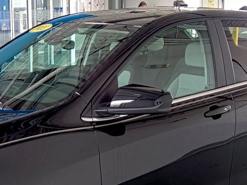 Used 2023 Chevrolet Equinox LT image 8