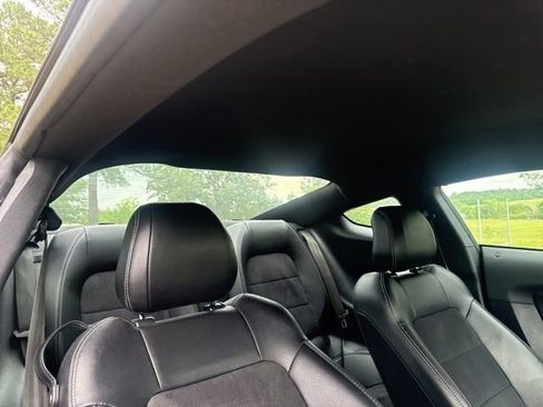 Used 2020 Ford Mustang GT Premium w/ Carbon Sport Interior Package RWD image 30