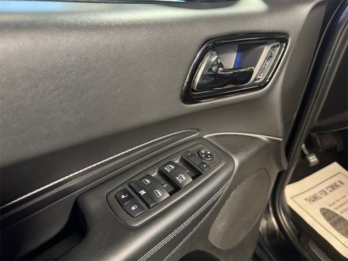 Used 2022 Dodge Durango GT image 14