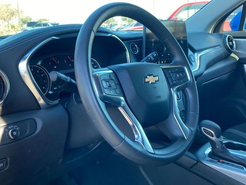 Used 2025 Chevrolet Blazer LT image 9