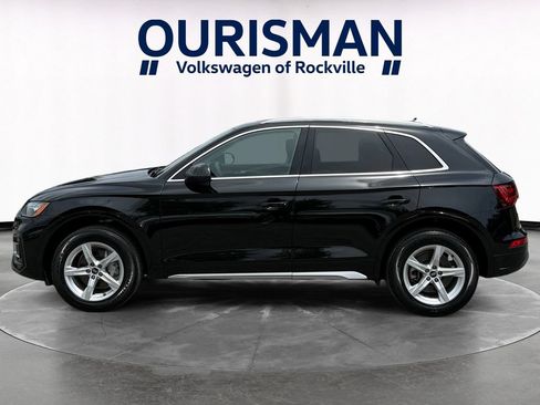 Used 2023 Audi Q5 2.0T Premium w/ Convenience Package AWD/4WD image 3