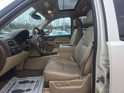 Used 2013 Chevrolet Tahoe LTZ image 9