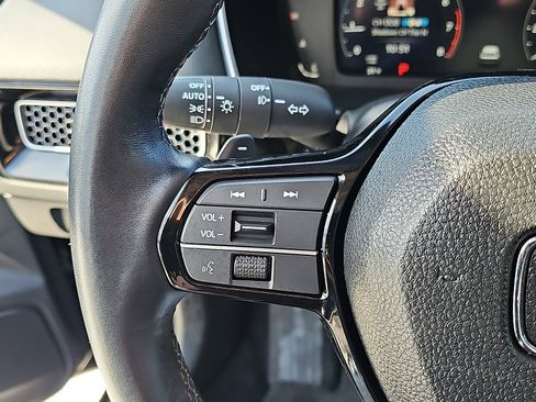 Used 2024 Honda Civic Touring image 23