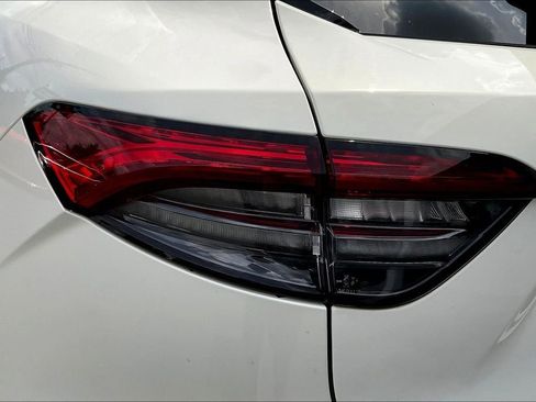 Used 2023 Maserati Levante GT AWD/4WD image 20