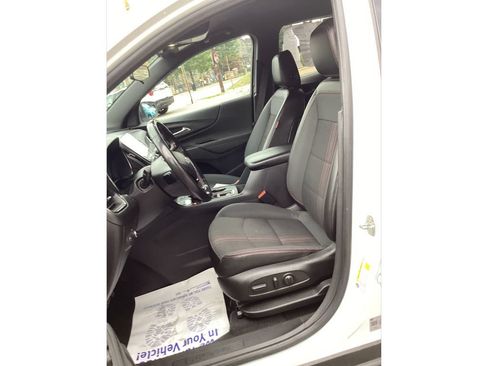 Used 2022 Chevrolet Equinox RS w/ Infotainment Package AWD/4WD image 9