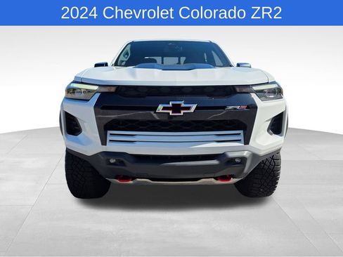 Used 2024 Chevrolet Colorado ZR2 image 9