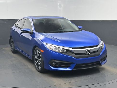 Used 2018 Honda Civic EX-T image 21