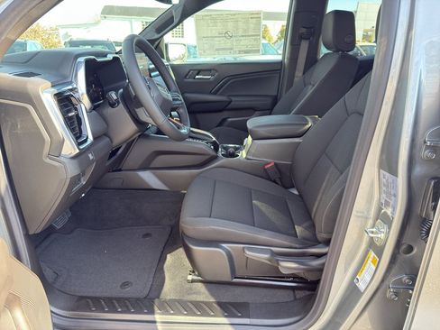 New 2026 GMC Canyon Elevation RWD image 8