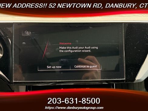 Used 2021 Audi e-tron Premium w/ Convenience Plus Package AWD/4WD image 24