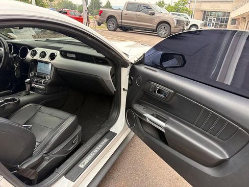 Used 2017 Ford Mustang GT Premium w/ Equipment Group 401A RWD image 28