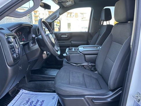 Used 2022 Chevrolet Silverado 2500 W/T w/ Gooseneck/5TH Wheel Package image 12