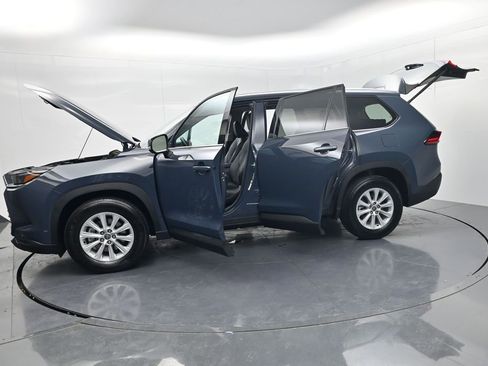 Used 2025 Toyota Grand Highlander AWD image 70