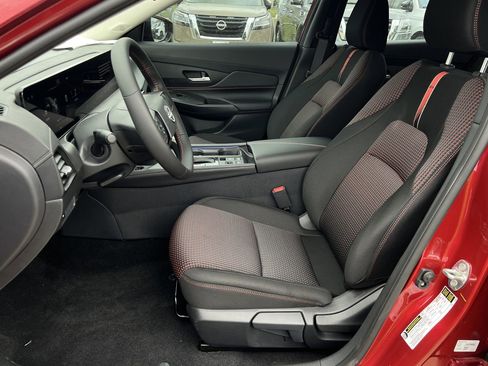 New 2026 Nissan Sentra SR FWD image 13