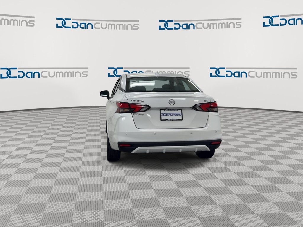 Used 2024 Nissan Versa SV FWD image 7