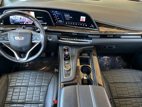 Used 2024 Cadillac Escalade Sport Platinum AWD/4WD image 14
