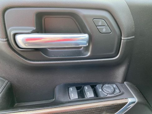 Used 2019 Chevrolet Silverado 1500 LT w/ All-Star Edition AWD/4WD image 14