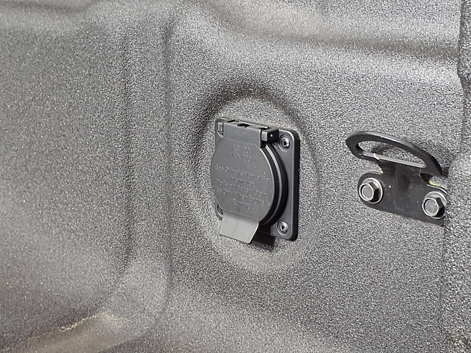 Used 2023 Nissan Frontier PRO-4X w/ Pro Convenience Package AWD/4WD image 15