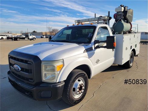 Used 2011 Ford F350 XL w/ PWR Equipment Group image 1