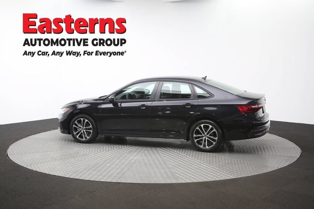 Used 2025 Volkswagen Jetta Sport FWD image 61