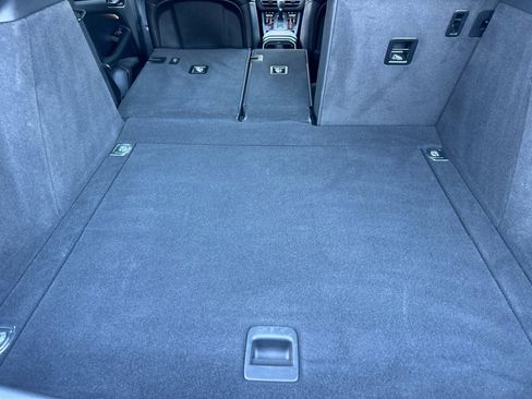 Used 2023 Porsche Macan image 15