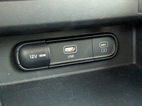 Used 2025 Kia Seltos EX w/ EX Sunroof Package image 27