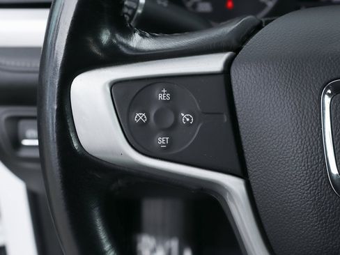 Used 2019 GMC Acadia SLE image 22