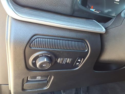 Used 2023 Jeep Wagoneer Series II image 24