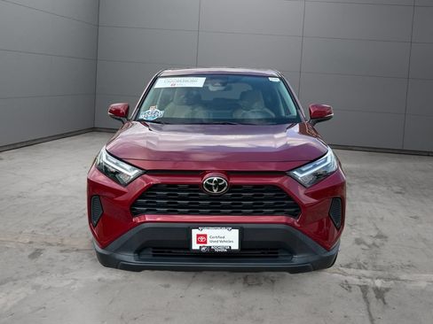 Certified 2023 Toyota RAV4 LE AWD/4WD image 8