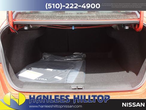 New 2027 Nissan Sentra SR w/ SR Premium Package FWD image 10