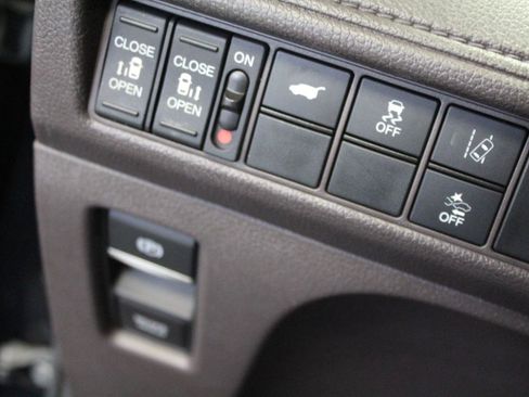 Used 2019 Honda Odyssey EX-L image 11