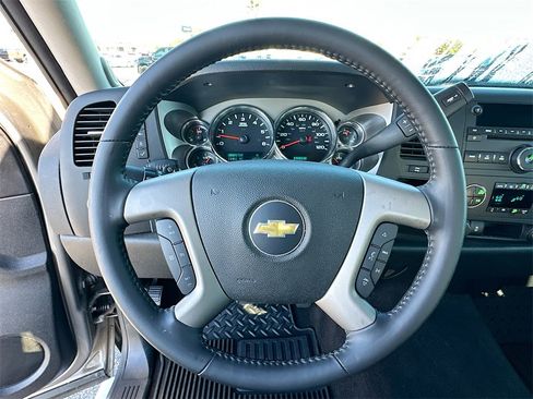 Used 2013 Chevrolet Silverado 1500 LT image 11
