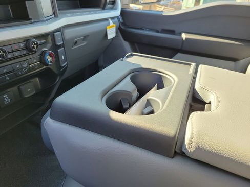 New 2026 Ford F550 4x4 Regular Cab Super Duty image 31