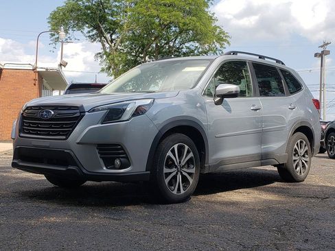 Used 2022 Subaru Forester Limited AWD/4WD image 1