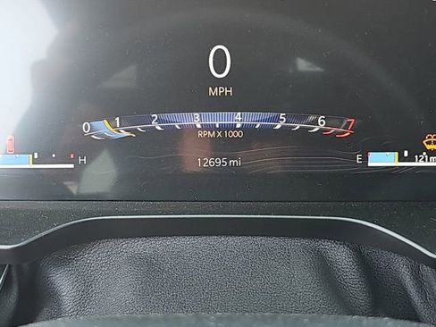 Used 2024 Jeep Grand Cherokee L Altitude image 18