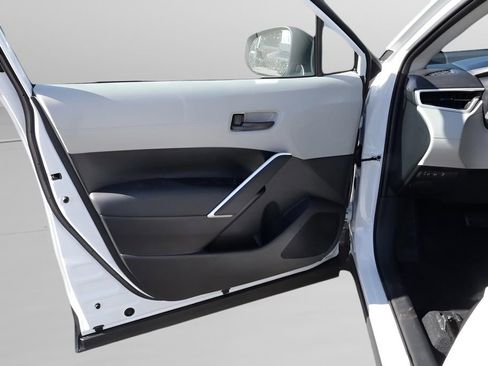 New 2026 Toyota Corolla Cross L image 7