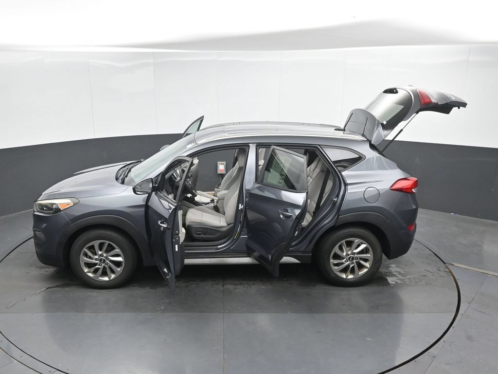 Used 2017 Hyundai Tucson SE w/ SE Popular Package 02 FWD image 49