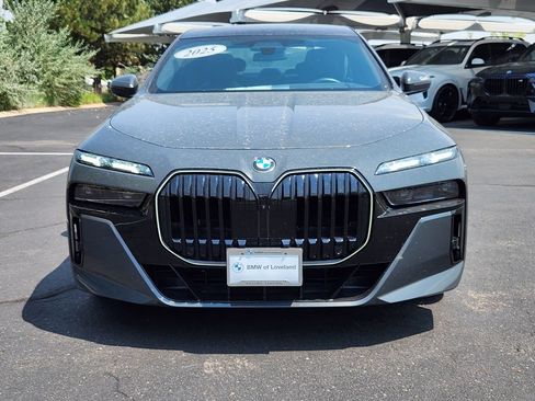 Used 2025 BMW 760i xDrive w/ Executive Package AWD/4WD image 5