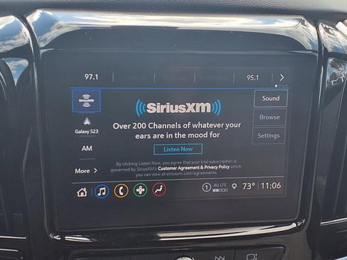 Used 2023 Chevrolet Traverse LT image 5