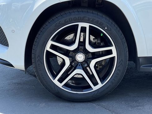 Used 2017 Mercedes-Benz GLS 550 4MATIC image 13