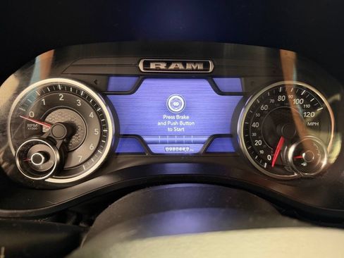Used 2019 RAM 1500 Big Horn AWD/4WD image 22