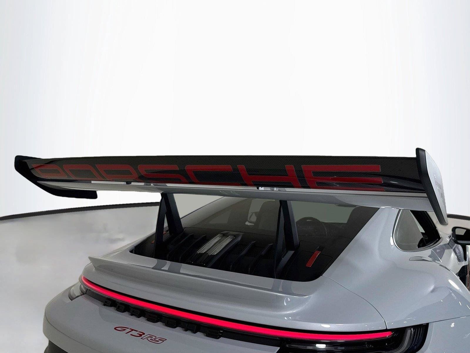 Used 2025 Porsche 911 GT3 RS RWD image 40