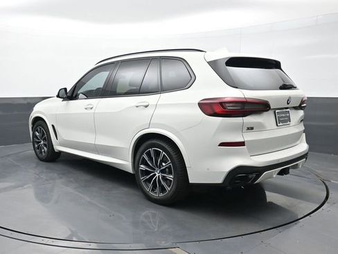 Used 2021 BMW X5 M50i w/ Premium Package image 3