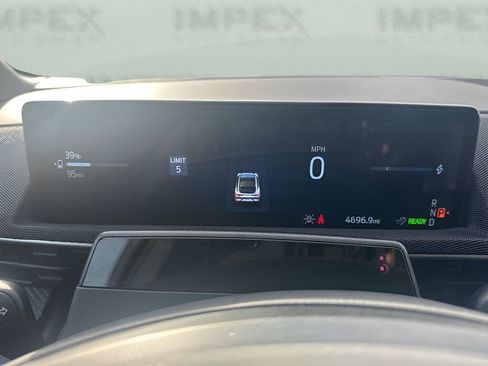 Used 2025 Ford Mustang Mach-E Select image 22