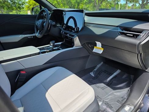 New 2026 Lexus RX 350 image 9