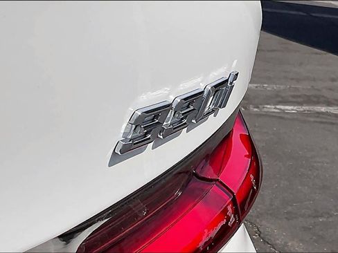 Used 2023 BMW 330i Sedan w/ M Sport Package RWD image 9