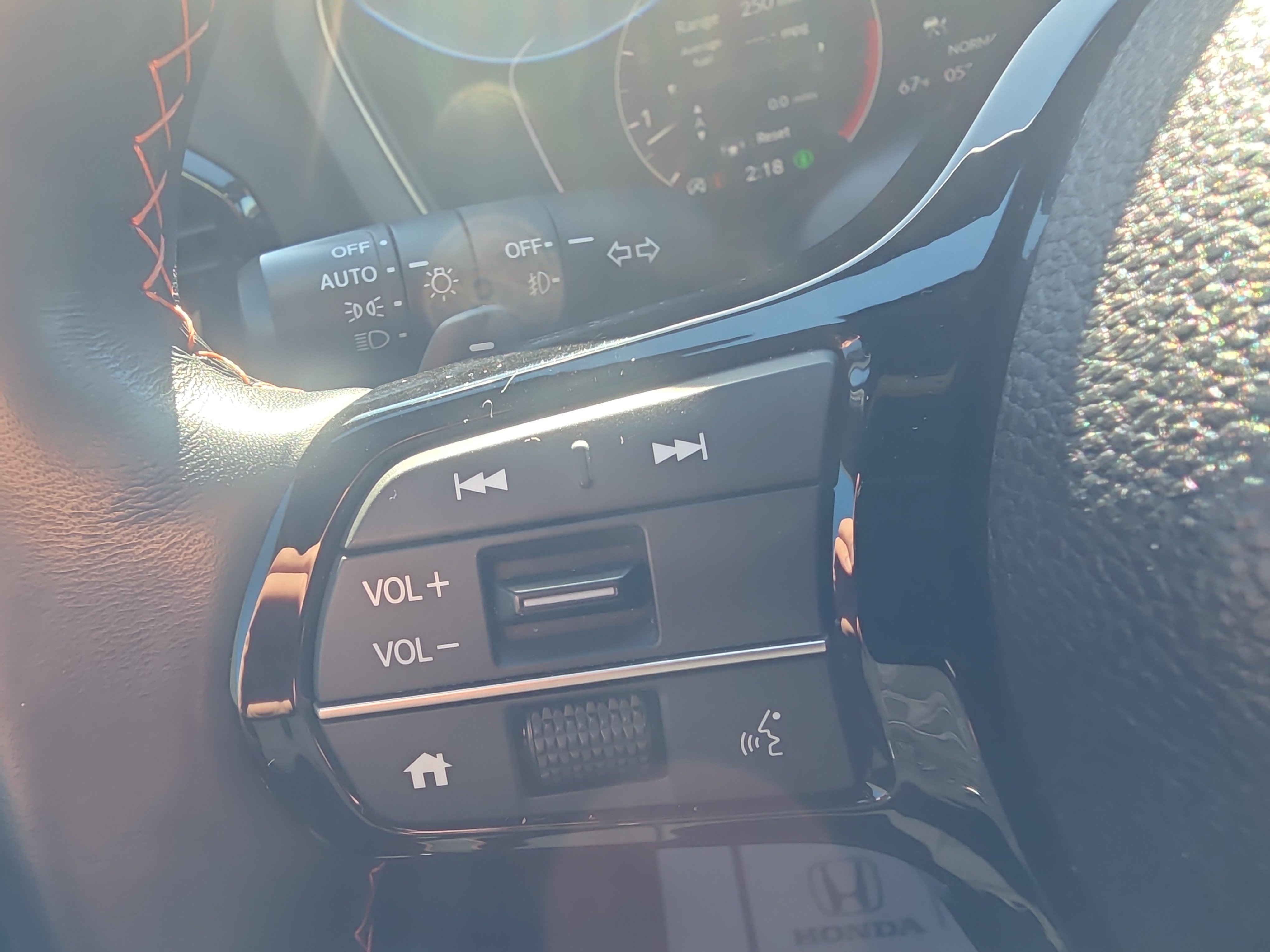 Used 2023 Honda Pilot TrailSport image 33