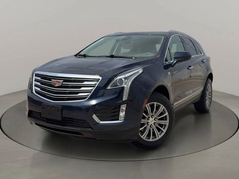 Used 2017 Cadillac XT5 Luxury w/ Driver Awareness Package image 1